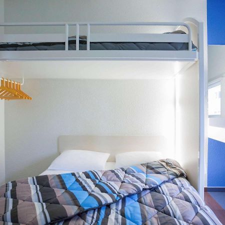 Hotelf1 Lyon Isle D'Abeau Ouest St Exupery แซงต์-ก็องแต็ง-ฟัลลาวิเยร์ ภายนอก รูปภาพ